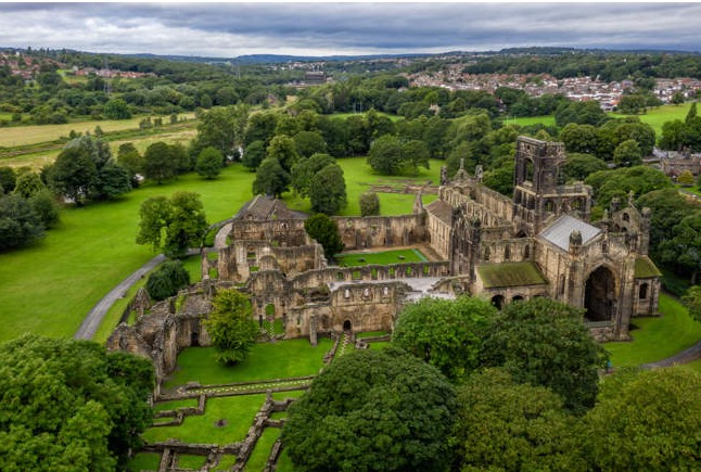 Why Move to West Yorkshire